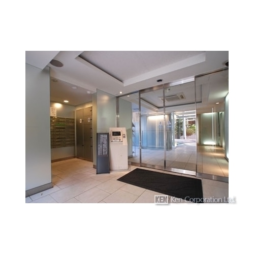 ピアース乃木坂