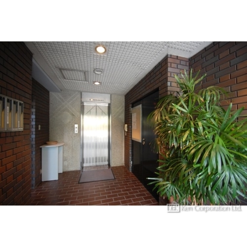 クルーズ八ツ山ビル