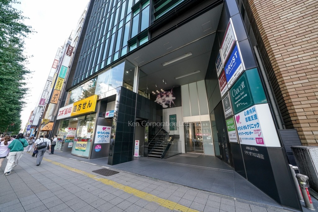 ラウンドクロス新宿