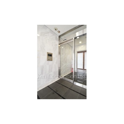 シャンブリーズ三越前