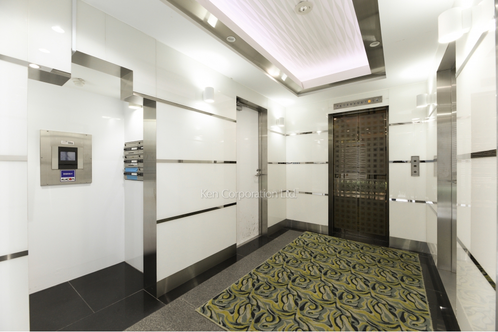 銀座スイムビル