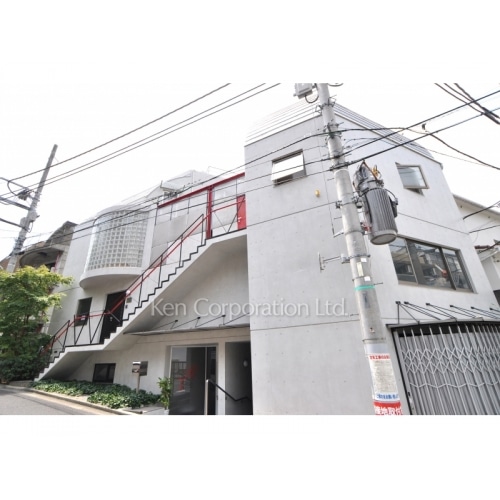 トライアングルビル