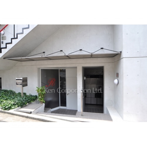 トライアングルビル