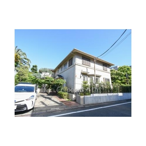 ＧＲＥＥＮ　ＷＯＯＤ  A