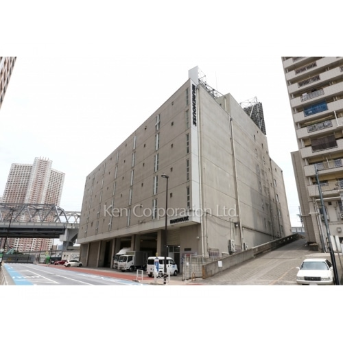 ウェアハウス港南