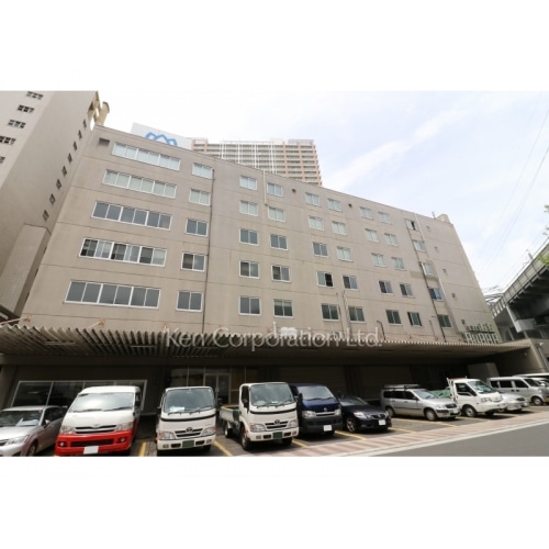 ウェアハウス港南