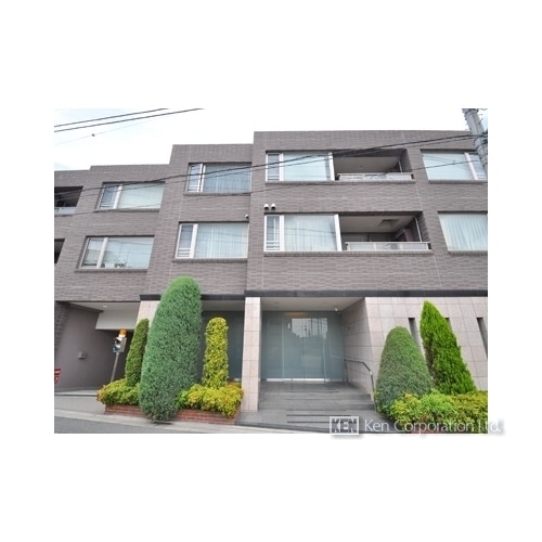 Ｄ’グランセ駒沢公園