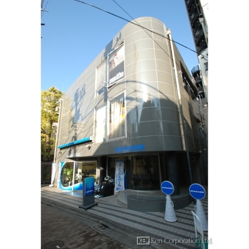 ロイスダールビル