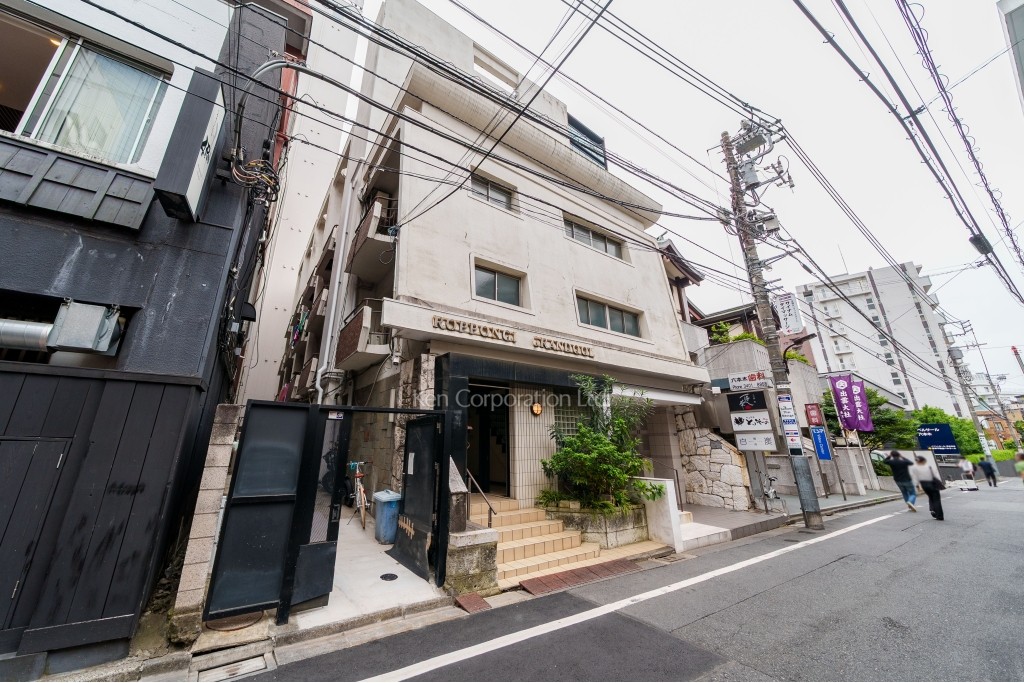 六本木グランドール