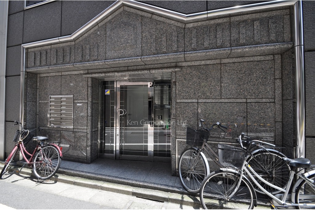 新宿フロントビル