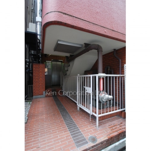 カルチャーセンタービル