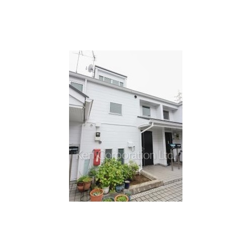 ツインホームズ