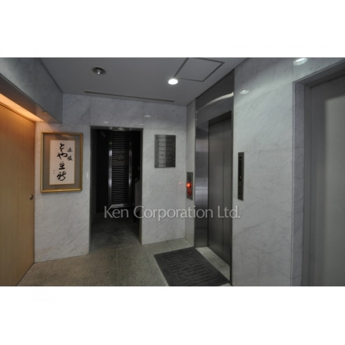 クウォーターハウスビル