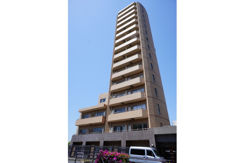 クローバー六本木