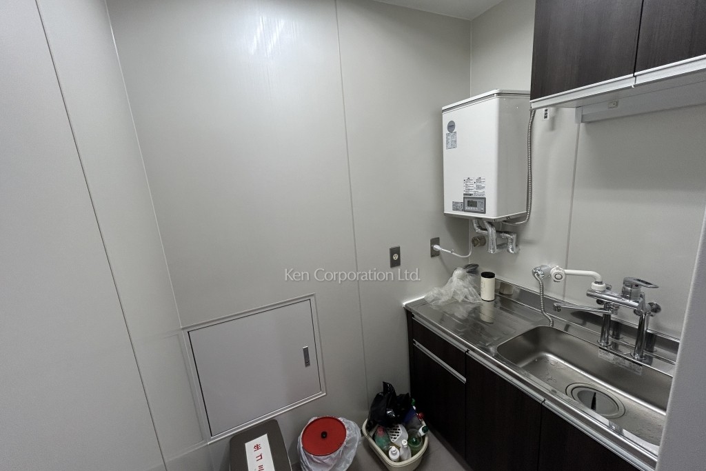 ヨコハマポートサイドビル