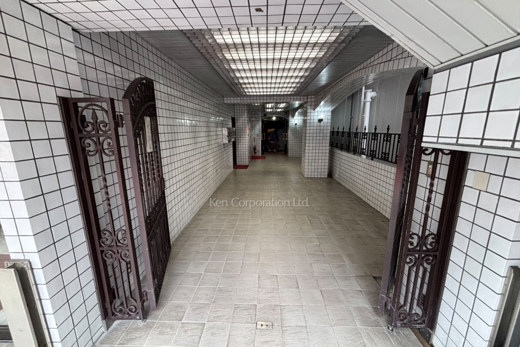 ビックナインビル