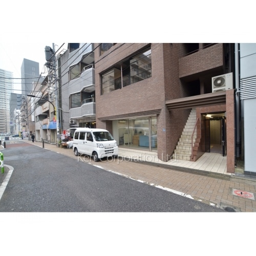 トラスト新宿ビル