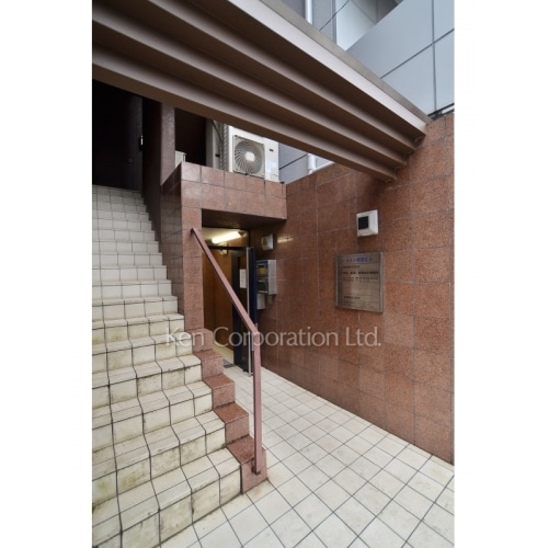 トラスト新宿ビル