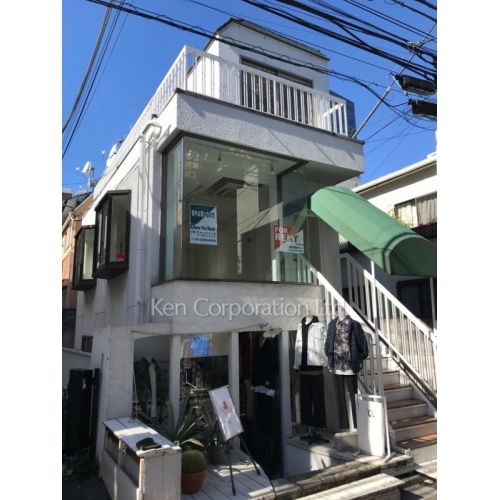 原宿ホワイトハウス