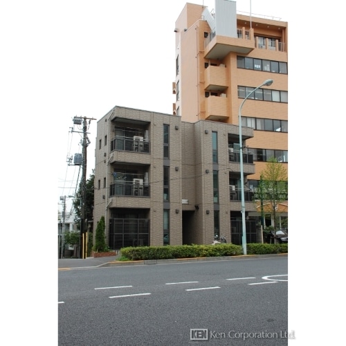 Ｊ’ｓコート上原