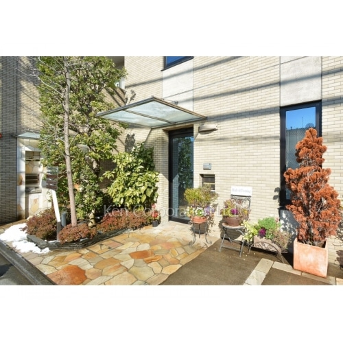 ＧＡＲＤＥＮＩＡビル