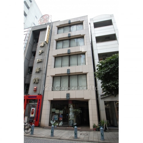 信ビルディング