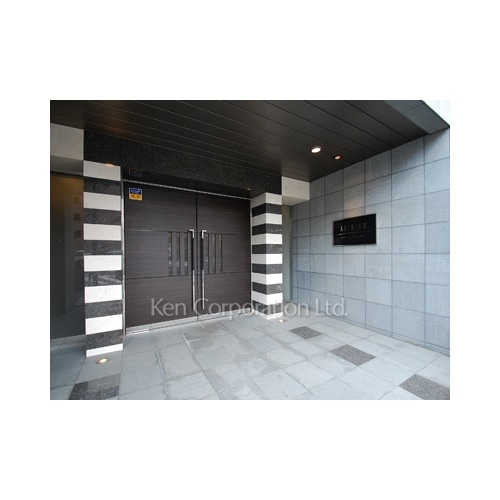 アデニウム学芸大学