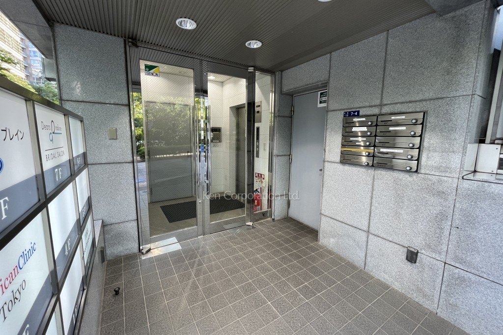 ナンバー1ニイクラビル