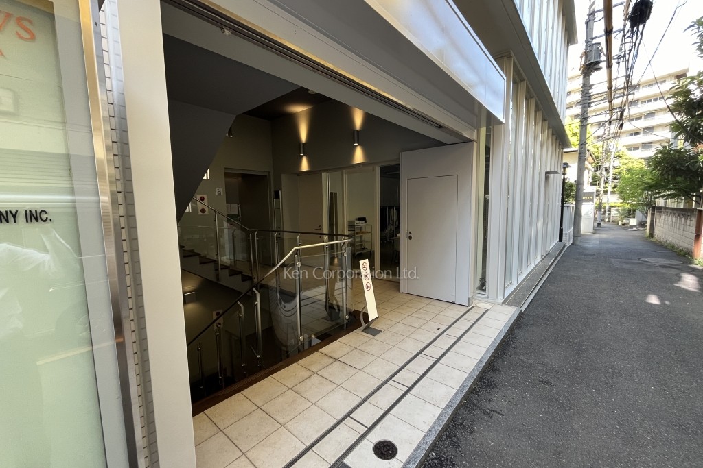 ザ・ロウズ代官山