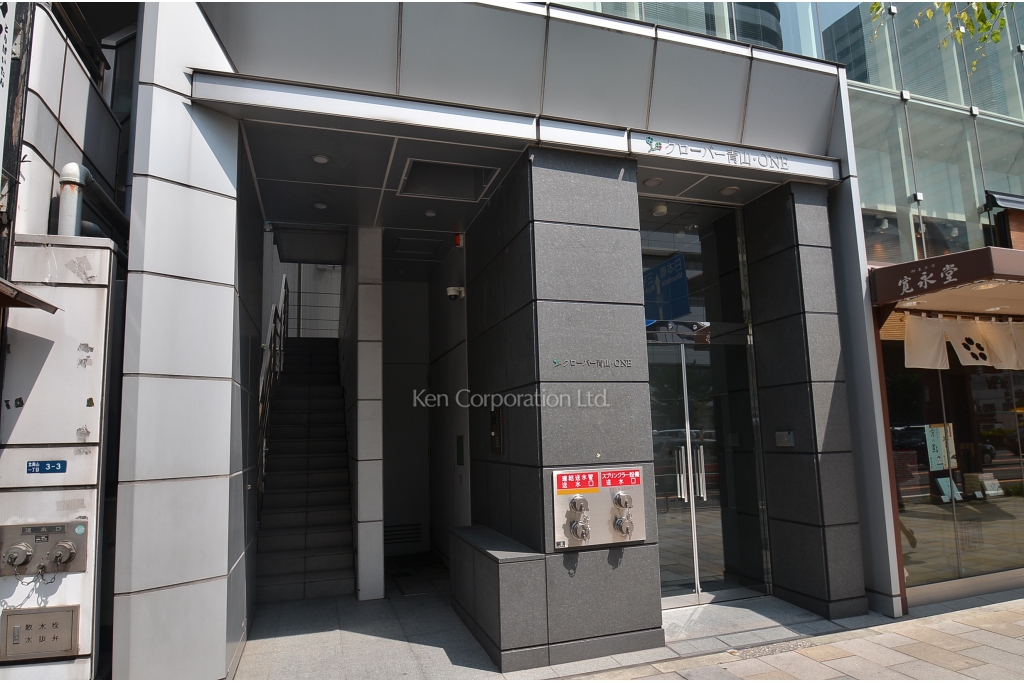 クローバー青山・ONE