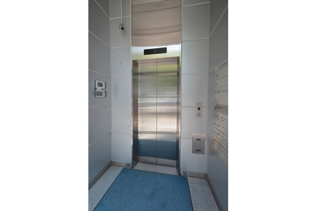 クローバー青山・ONE