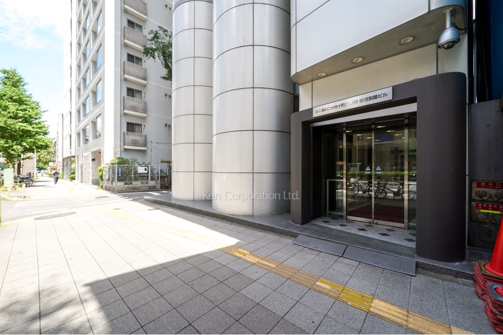 あいおい損保 新宿別館ビル