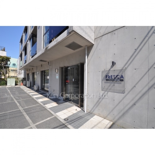 ＦＲＥＳＣＡ神宮前