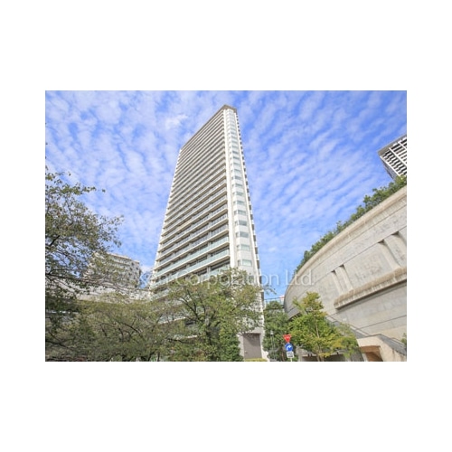 プリズムタワー