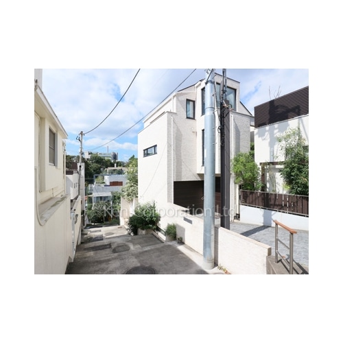 Belgravia Prova SLOAN