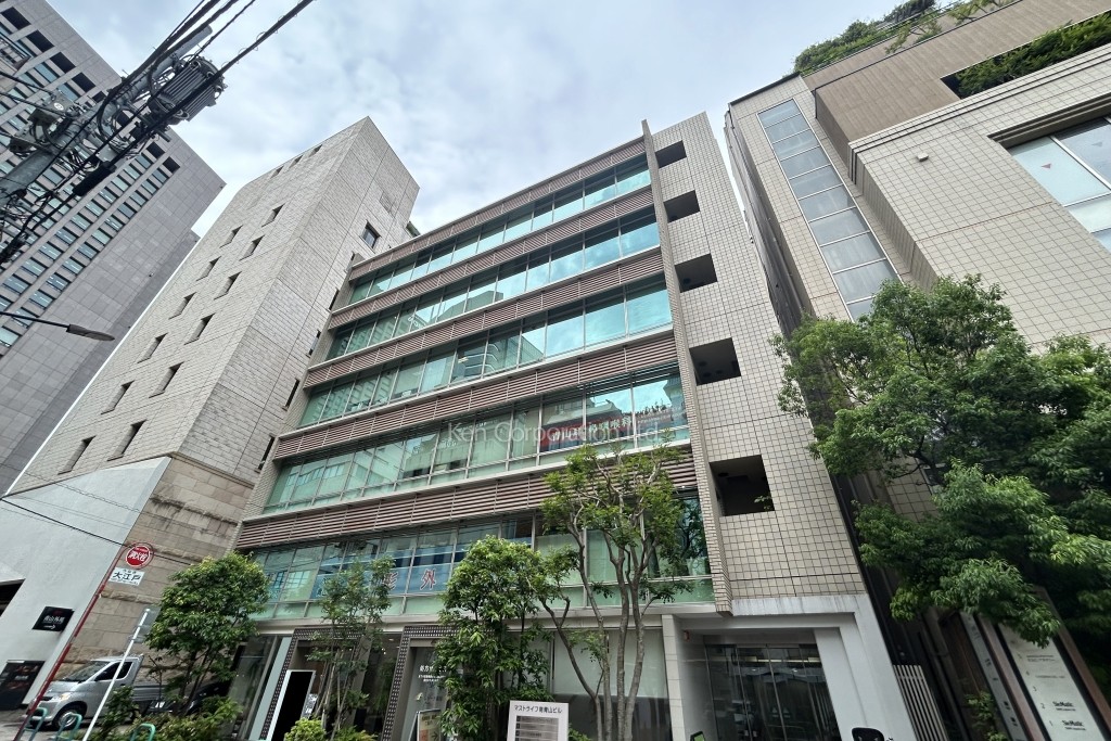 マストライフ南青山ビル