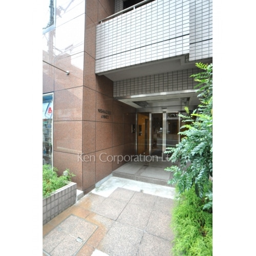 西麻布尾花ビル