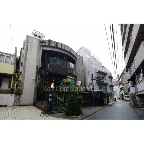 シンプル青山ビル