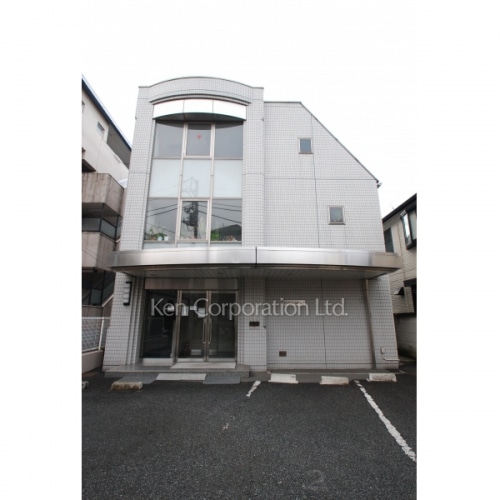 ホワイト・バールチ