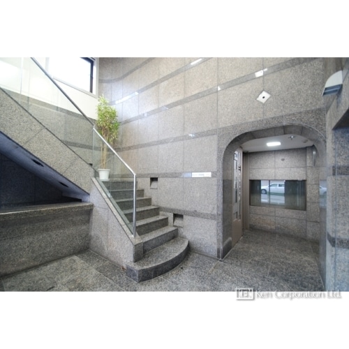 ル・グラシエルＢＬＤＧ．２１