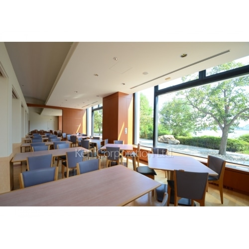 潮見ＧＡＴＥ　ＳＱＵＡＲＥ