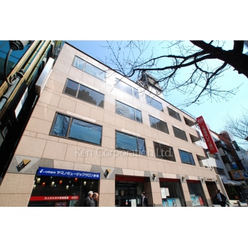 ＴＨＥ　ＡＫＡＳＡＫＡ