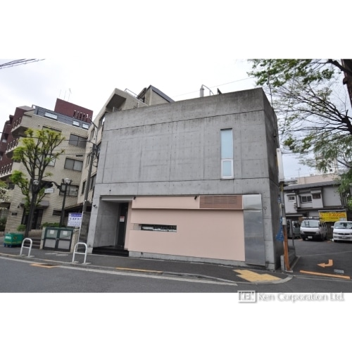 西麻布一棟貸店舗