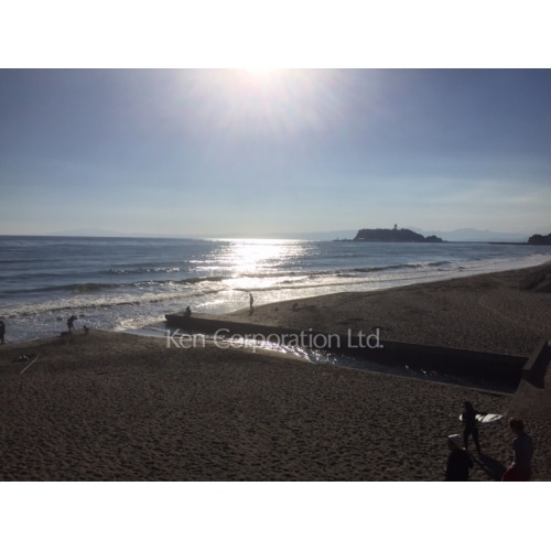 ＷＥＥＫＥＮＤ　ＨＯＵＳＥ　ＡＬＬＥＹ