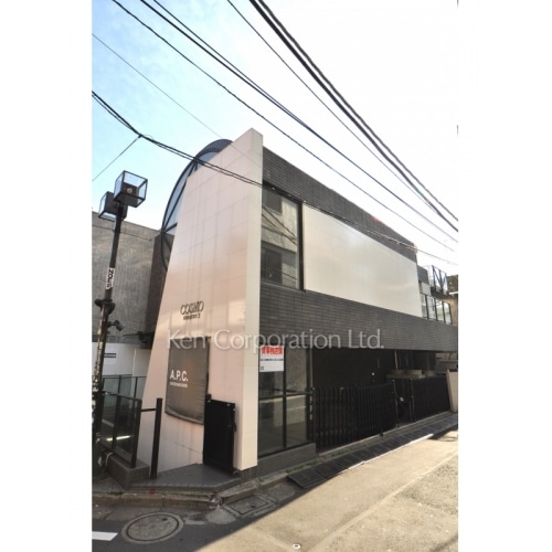 コスモ原宿３