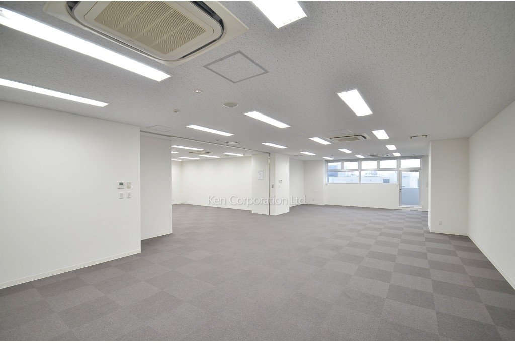 アクシオール三田
