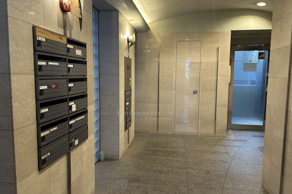 ナチュラルスクエアビル