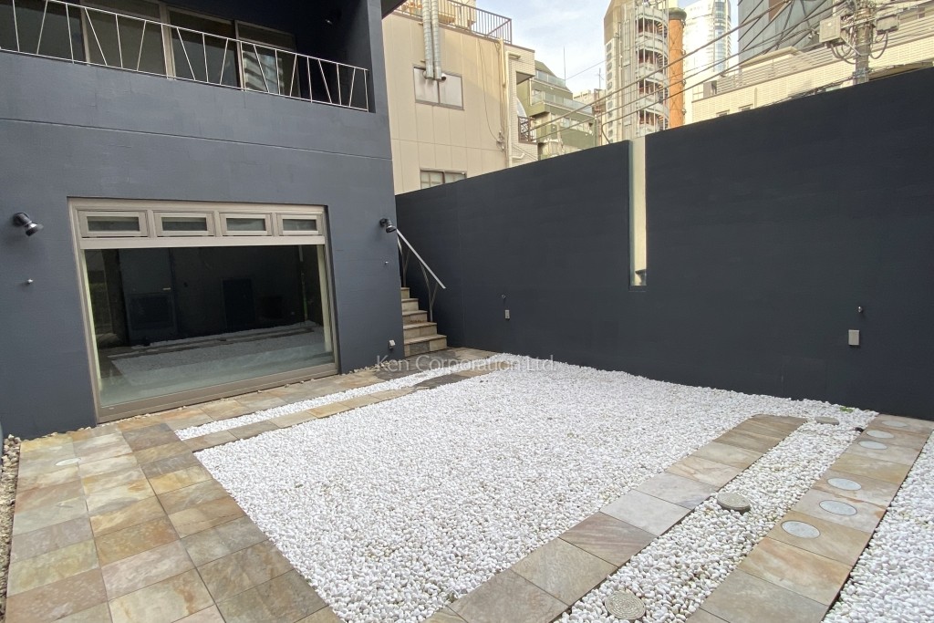 西麻布ガーディアンビル