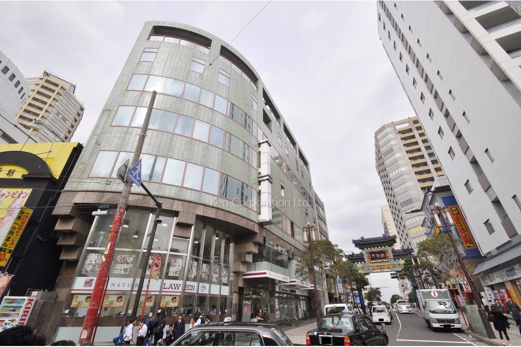 横浜イーストゲートビル