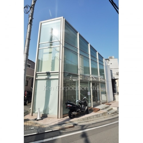 Ｊ・アムール表参道